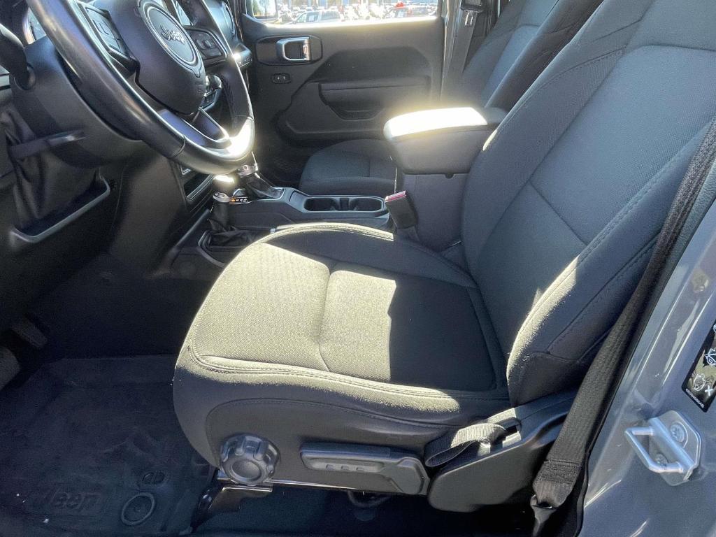 used 2022 Jeep Wrangler Unlimited car, priced at $35,500