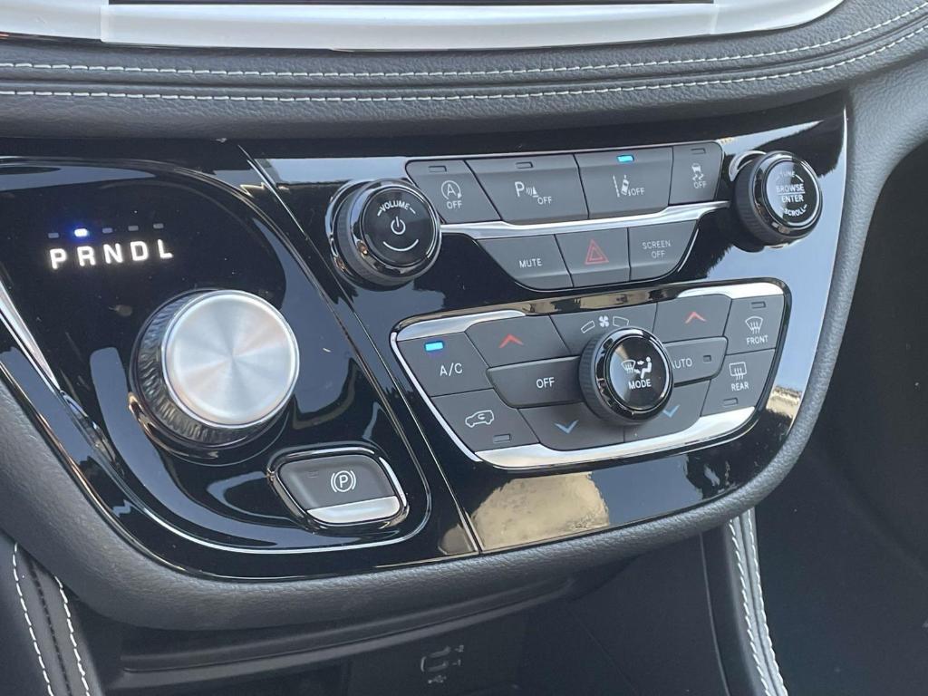 new 2026 Chrysler Pacifica car, priced at $49,918