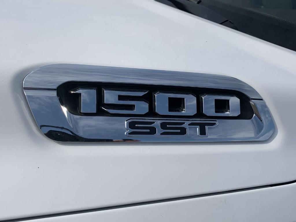 new 2025 Ram 1500 car, priced at $64,843