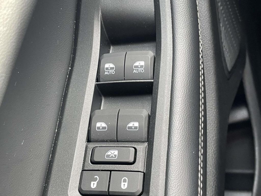 used 2024 Jeep Grand Cherokee car, priced at $28,795