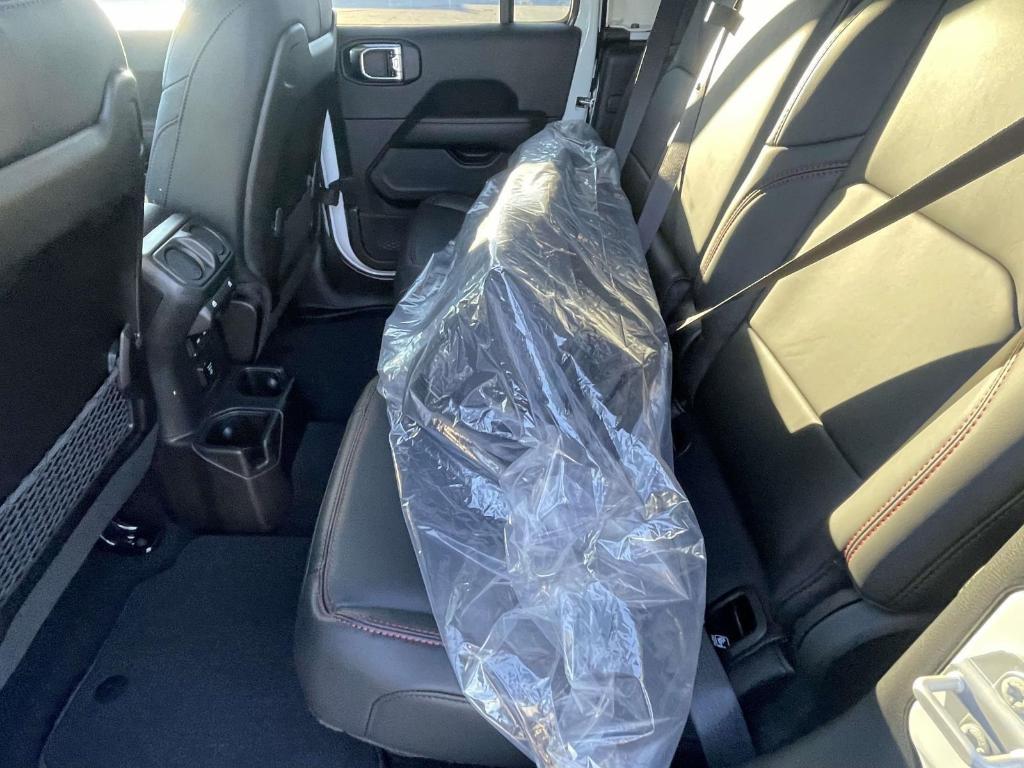 new 2025 Jeep Gladiator car, priced at $53,868