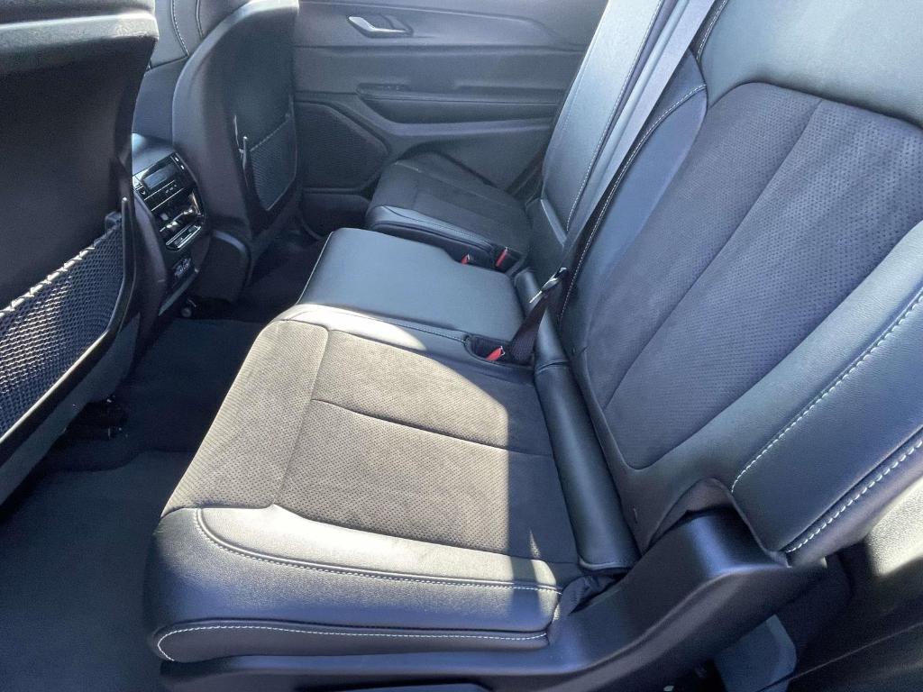 used 2024 Jeep Grand Cherokee L car, priced at $33,750