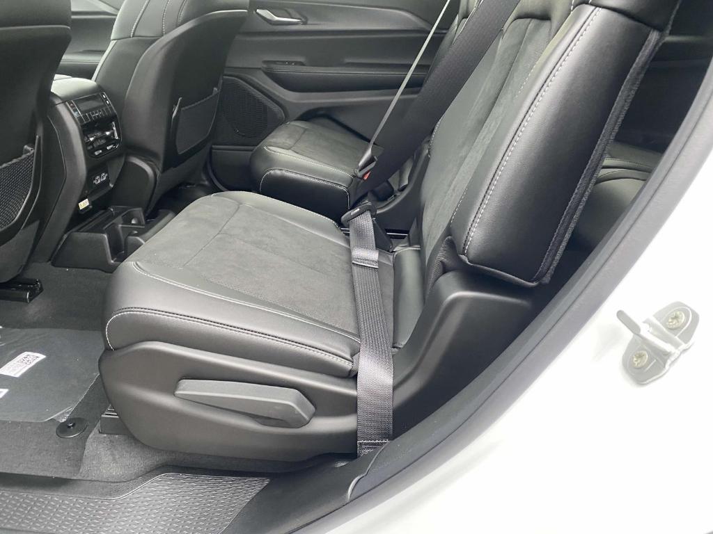 new 2025 Jeep Grand Cherokee L car, priced at $42,895