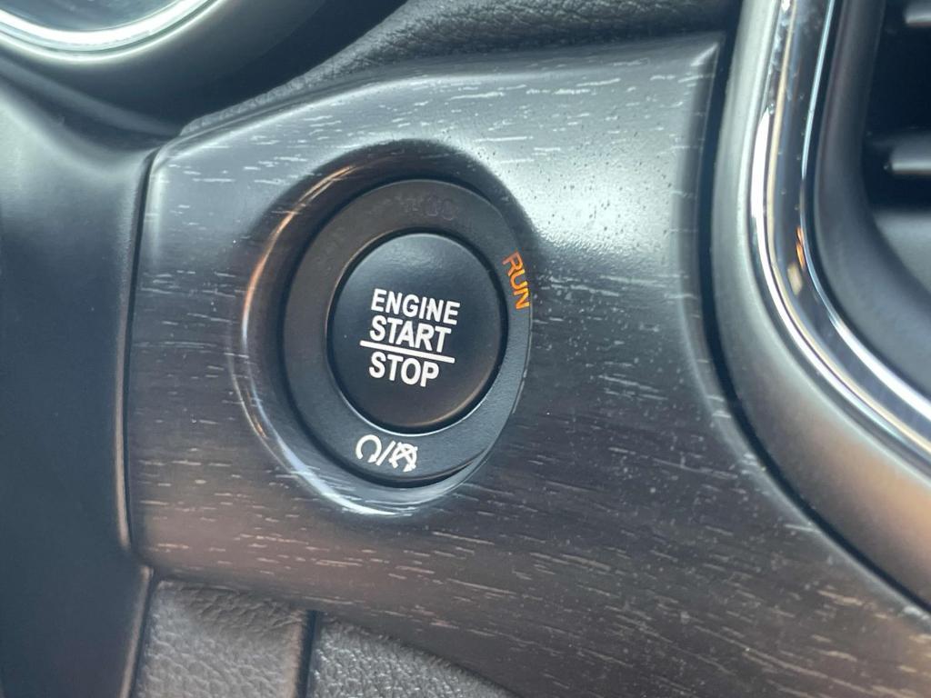 used 2018 Jeep Grand Cherokee car, priced at $18,182
