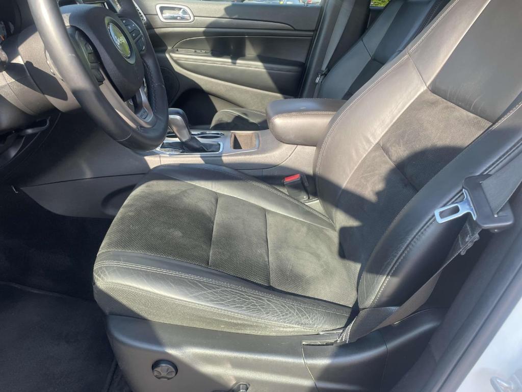 used 2018 Jeep Grand Cherokee car, priced at $18,182