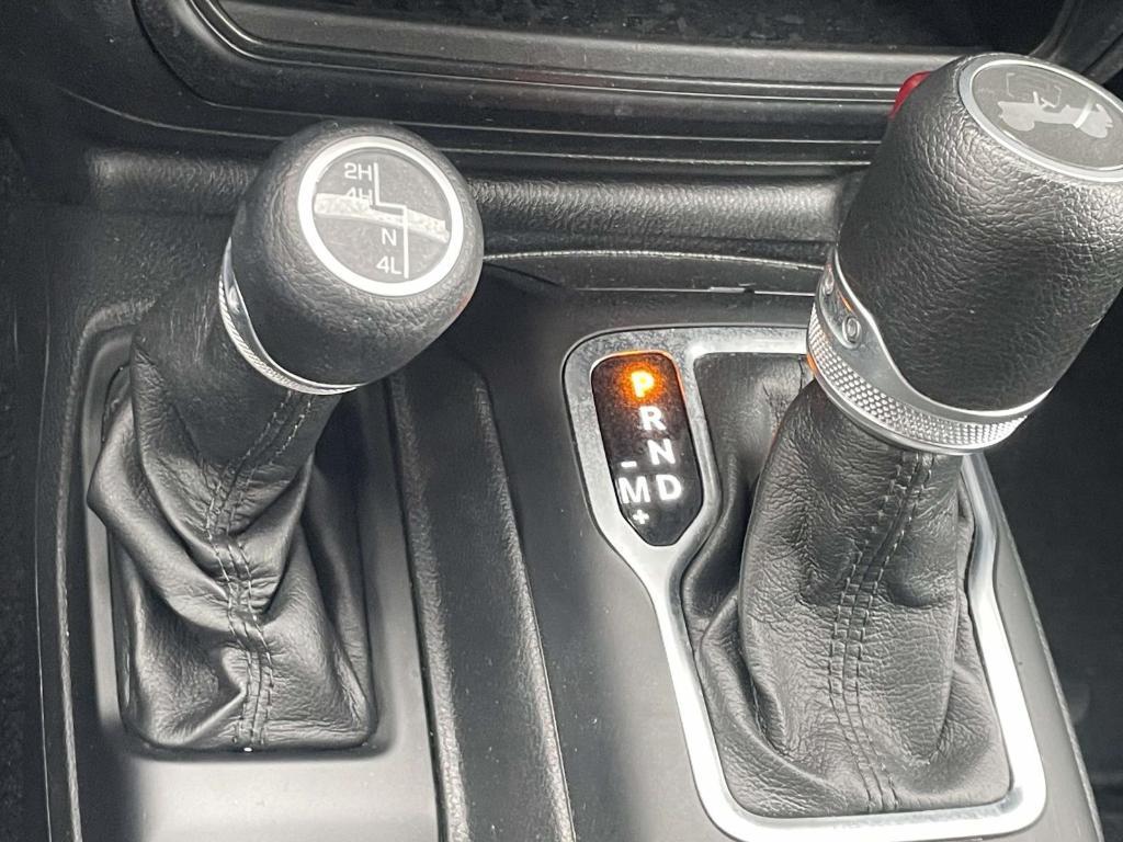 used 2021 Jeep Wrangler Unlimited car, priced at $31,498