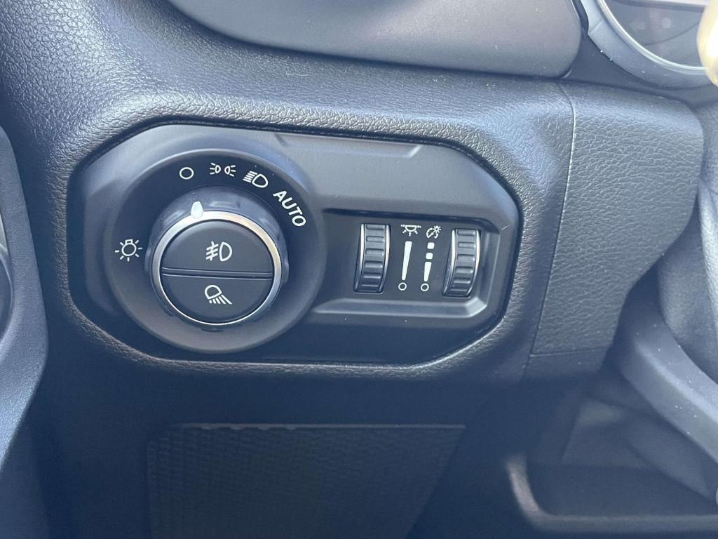 used 2021 Jeep Gladiator car, priced at $30,500