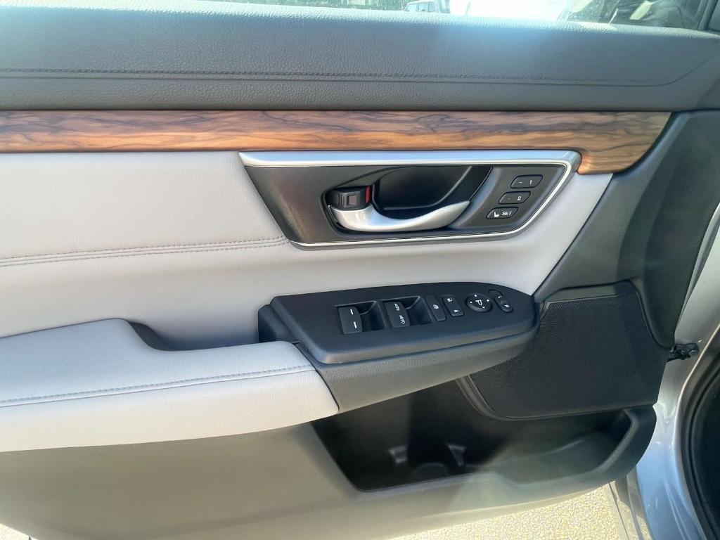 used 2022 Honda CR-V Hybrid car, priced at $30,995