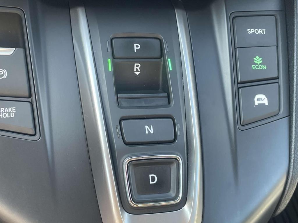 used 2022 Honda CR-V Hybrid car, priced at $30,995