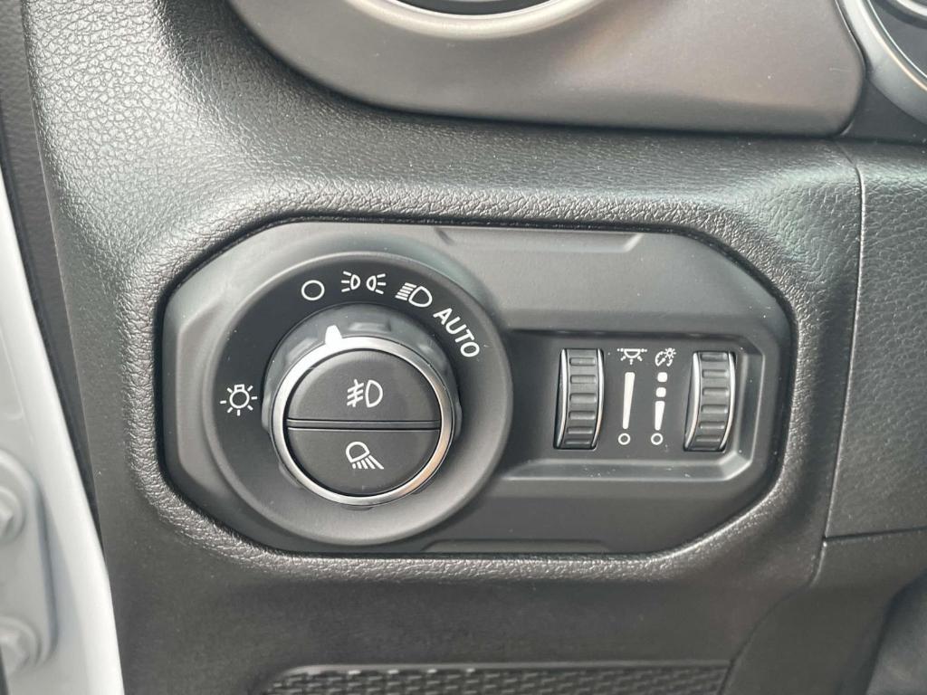 used 2020 Jeep Gladiator car, priced at $28,995