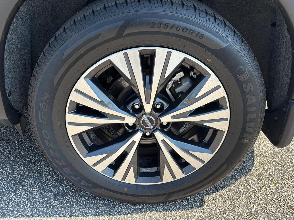 used 2023 Nissan Rogue car, priced at $21,995