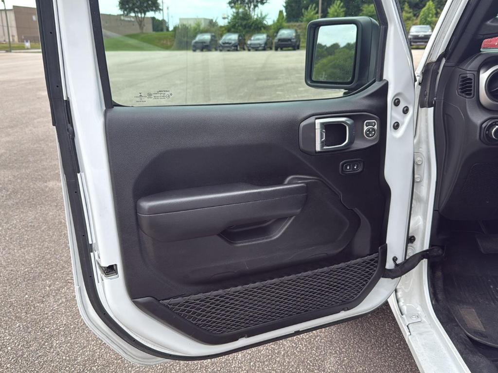 used 2021 Jeep Wrangler Unlimited car, priced at $30,286