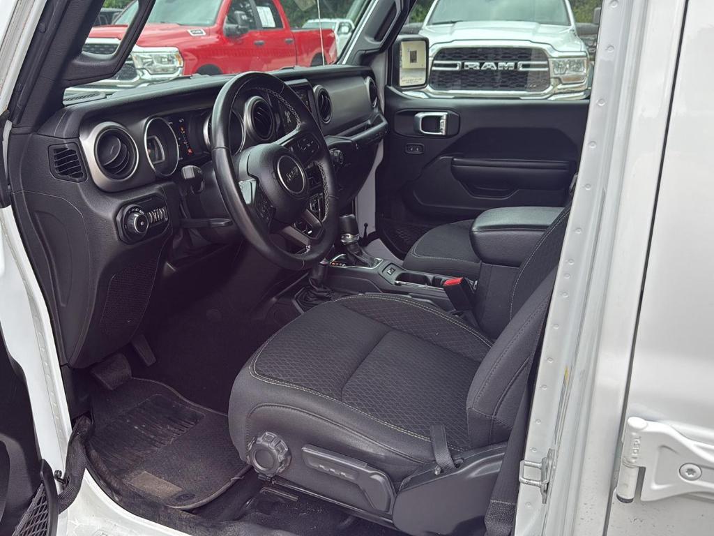 used 2021 Jeep Wrangler Unlimited car, priced at $30,286