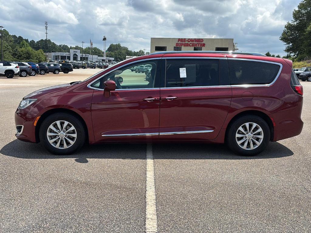 used 2018 Chrysler Pacifica car, priced at $23,995