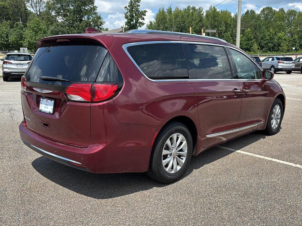 used 2018 Chrysler Pacifica car, priced at $23,995