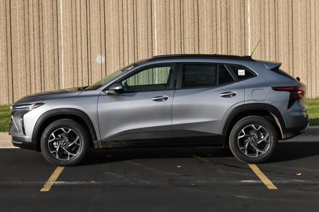 new 2025 Chevrolet Trax car, priced at $24,097