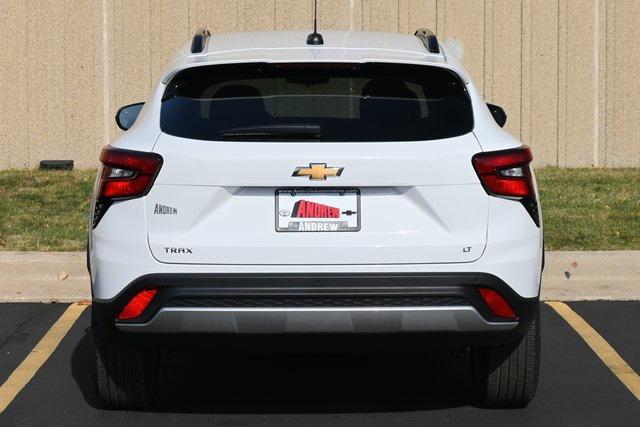 new 2025 Chevrolet Trax car, priced at $24,307