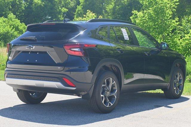 new 2025 Chevrolet Trax car, priced at $25,980