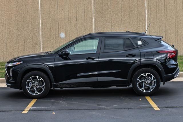 new 2025 Chevrolet Trax car, priced at $25,191