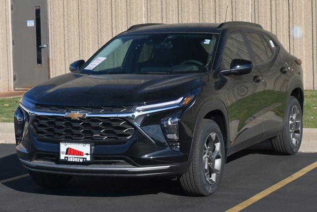 new 2025 Chevrolet Trax car, priced at $25,302