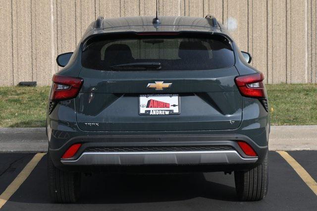 new 2025 Chevrolet Trax car, priced at $24,307