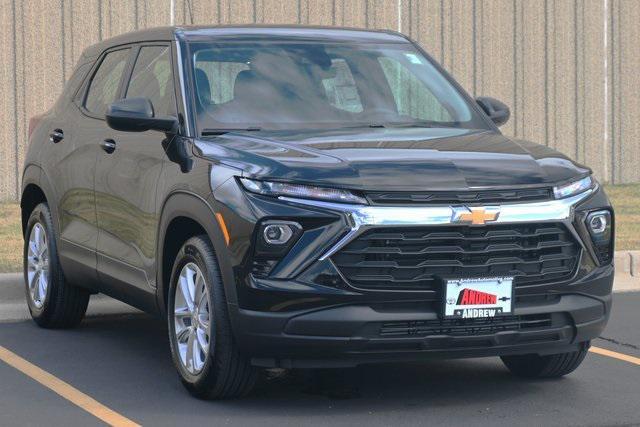 new 2025 Chevrolet TrailBlazer car, priced at $25,140