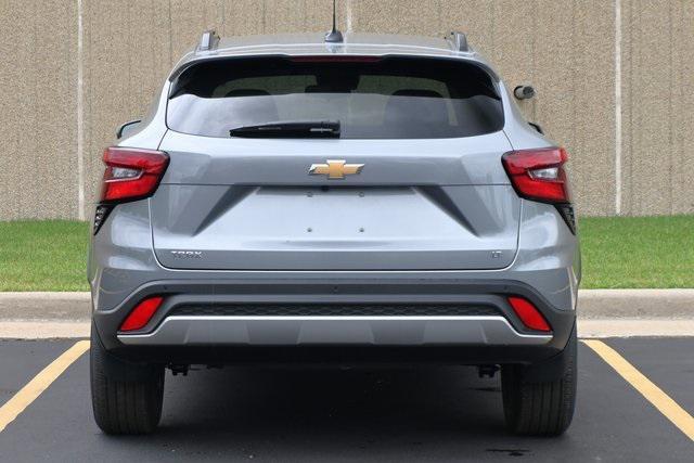 new 2025 Chevrolet Trax car, priced at $24,847