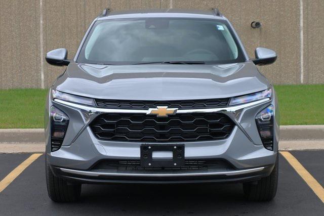 new 2025 Chevrolet Trax car, priced at $24,847