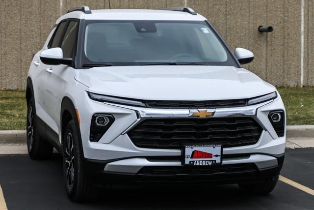 new 2025 Chevrolet TrailBlazer car, priced at $27,907