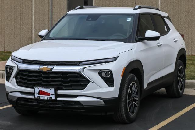 new 2025 Chevrolet TrailBlazer car, priced at $27,907