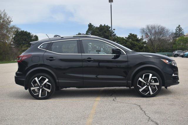 used 2022 Nissan Rogue Sport car, priced at $27,705
