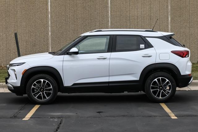 new 2025 Chevrolet TrailBlazer car, priced at $27,907