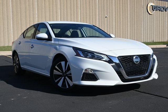 used 2021 Nissan Altima car, priced at $17,293