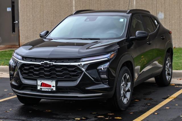 new 2025 Chevrolet Trax car, priced at $25,302