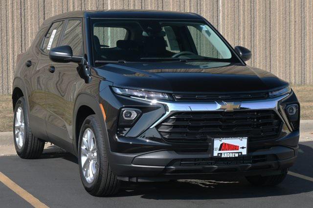 new 2025 Chevrolet TrailBlazer car, priced at $25,140