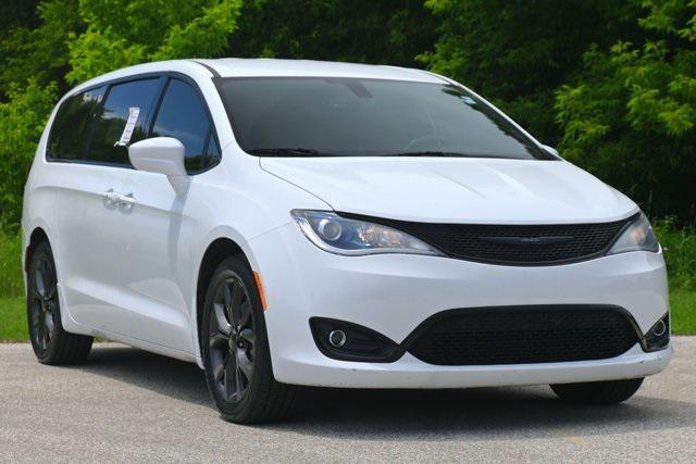 used 2019 Chrysler Pacifica car, priced at $18,645