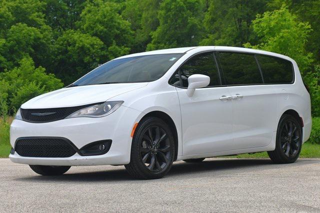 used 2019 Chrysler Pacifica car, priced at $18,645