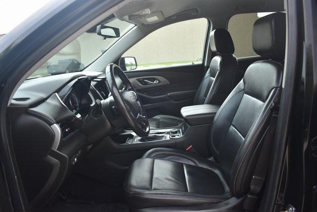 used 2021 Chevrolet Traverse car, priced at $29,168