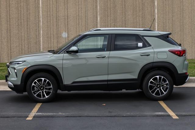 new 2025 Chevrolet TrailBlazer car, priced at $31,298