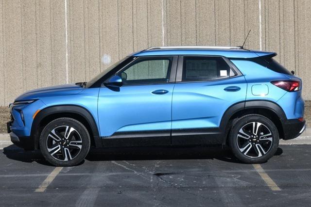 new 2025 Chevrolet TrailBlazer car, priced at $32,562