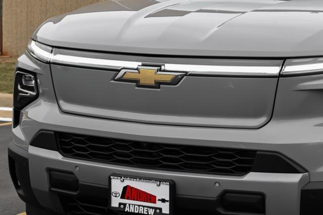 new 2025 Chevrolet Silverado EV car, priced at $76,035