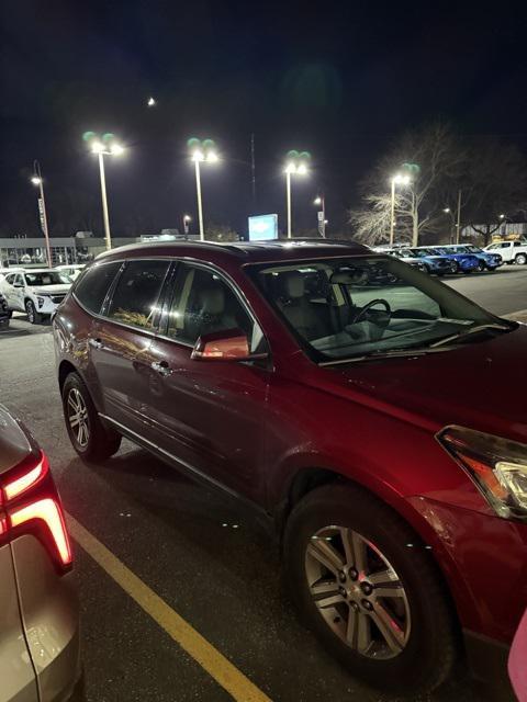 used 2015 Chevrolet Traverse car, priced at $9,900