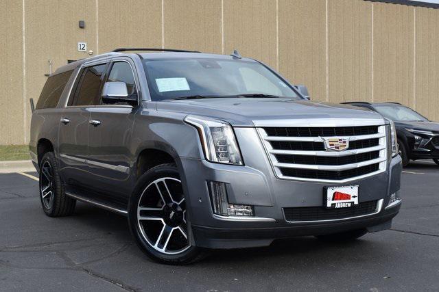 used 2020 Cadillac Escalade ESV car, priced at $41,252