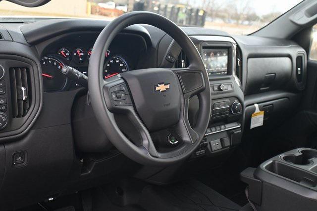 new 2024 Chevrolet Silverado 1500 car, priced at $43,270