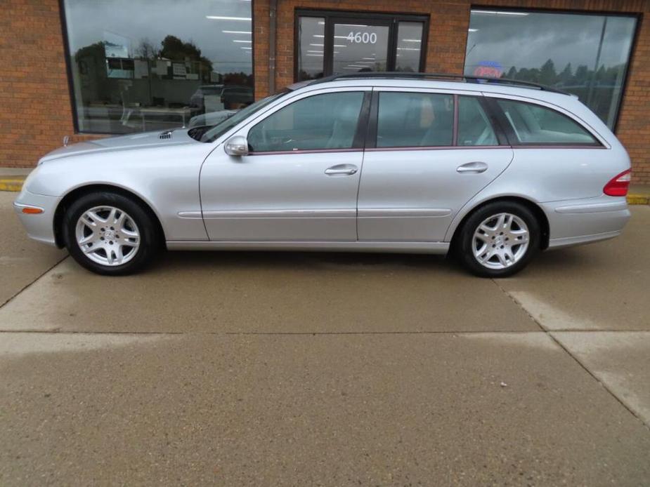 used 2005 Mercedes-Benz E-Class car, priced at $11,997