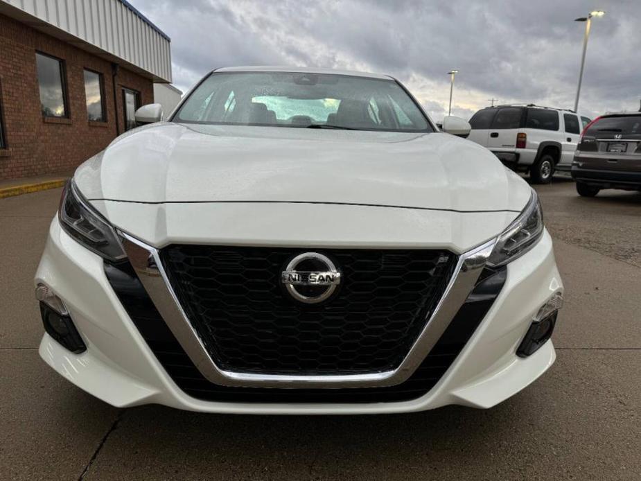 used 2020 Nissan Altima car