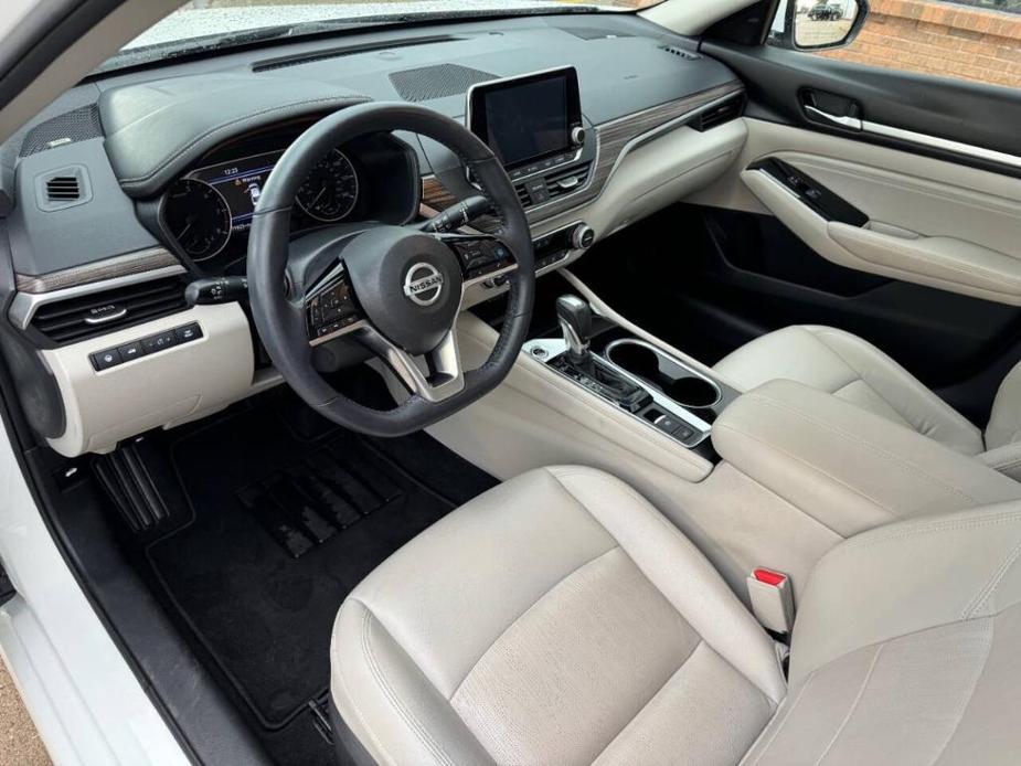 used 2020 Nissan Altima car