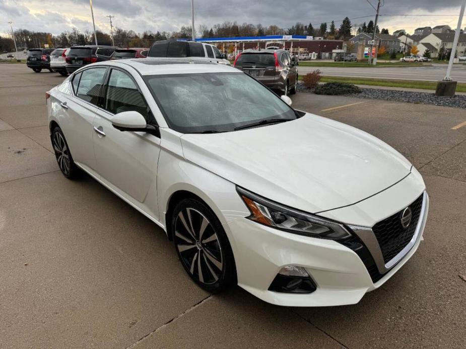 used 2020 Nissan Altima car