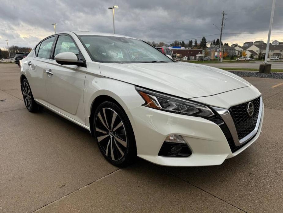 used 2020 Nissan Altima car