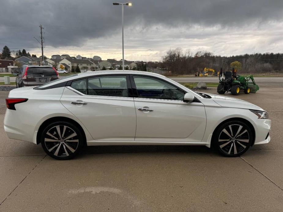 used 2020 Nissan Altima car